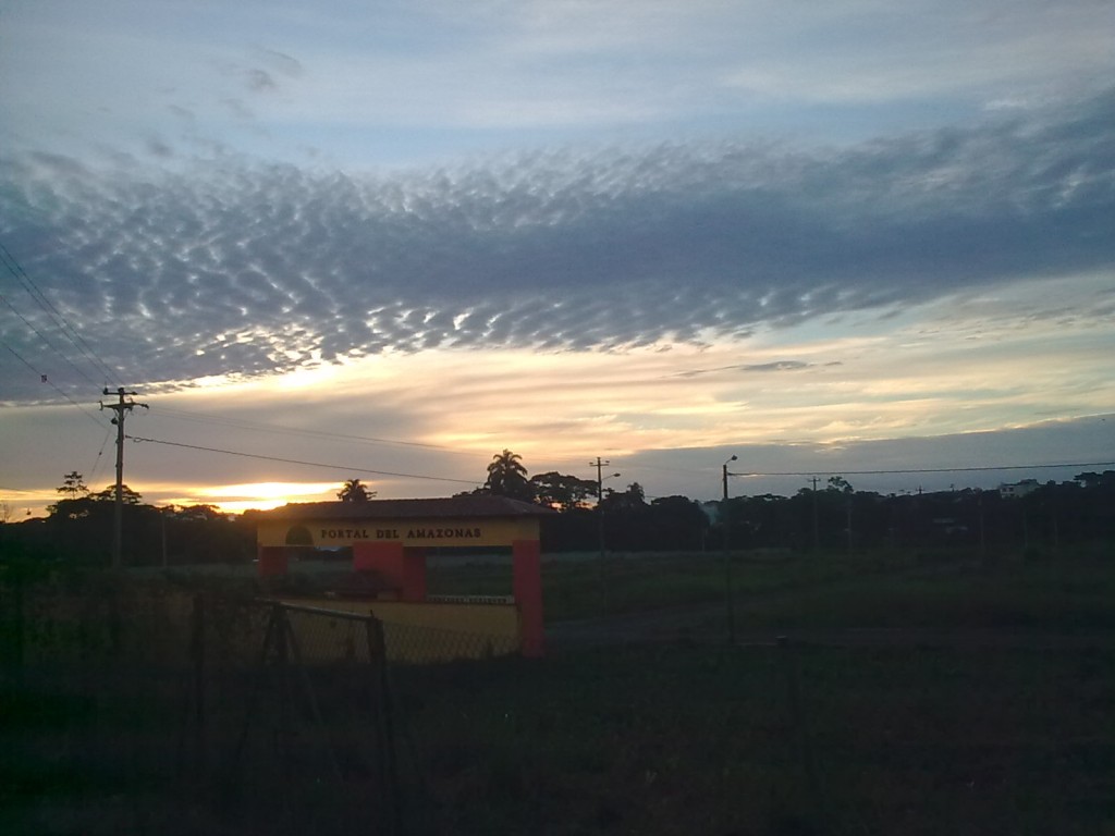 Foto: Amanecer - Puyo (Pastaza), Ecuador