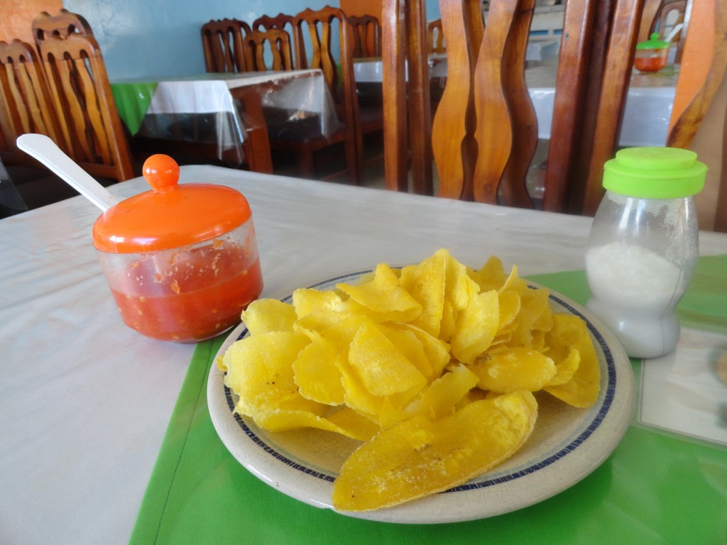 Foto: chifles para picar - Atacames (Esmeraldas), Ecuador