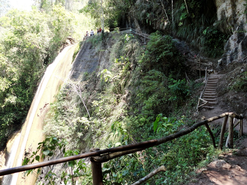 Foto: Bajada A La Catarata - Chanchamayo (Junín), Perú