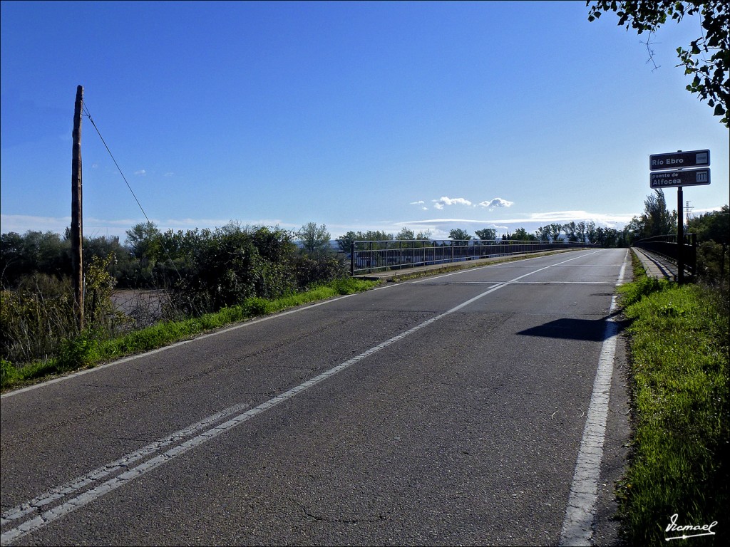 Foto: 121027-02 MONZALBARBA - Monzalbarba (Zaragoza), España