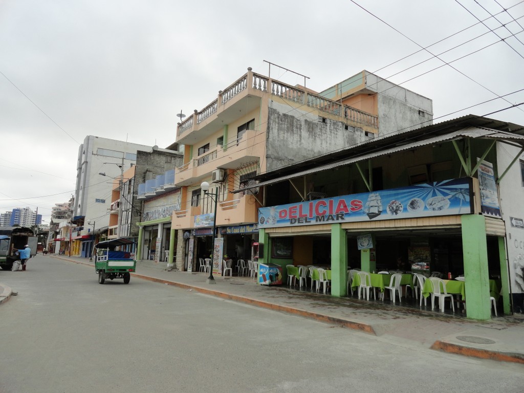 Foto: Malecon de Tonsupa - Atacames- Tonsupa (Esmeraldas), Ecuador