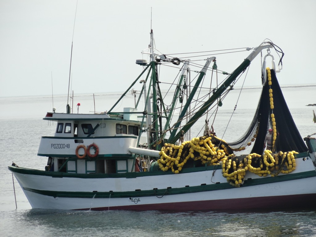 Foto: Barco pesquero - Esmeraldas, Ecuador