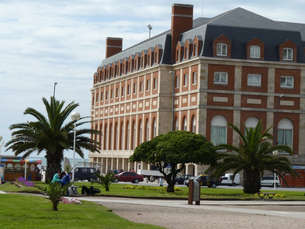 Foto: Plaza Colón - Mar del Plata (Buenos Aires), Argentina