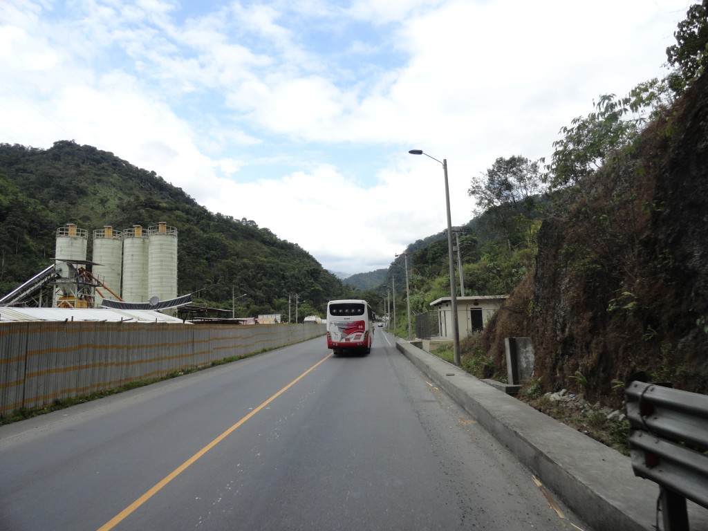 Foto: Carretera - Santo Domingo (Santo Domingo de los Tsáchilas), Ecuador