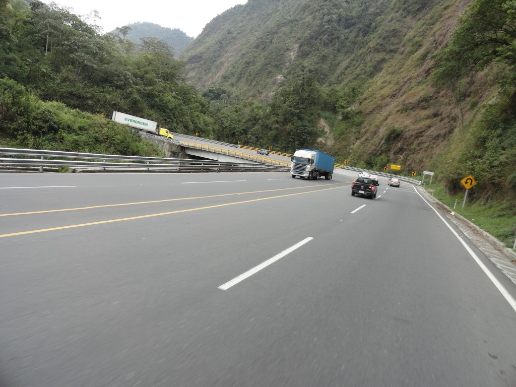 Foto: Carretera - Santo Domingo (Santo Domingo de los Tsáchilas), Ecuador