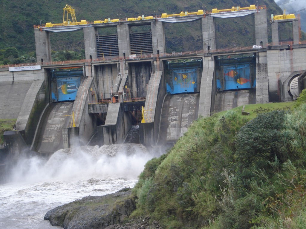 Foto: Represa El Agoyan - Baños (Tungurahua), Ecuador