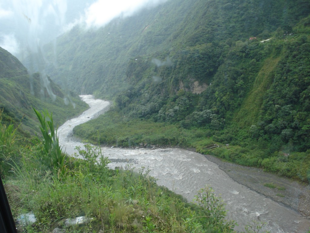 Foto: Ingresando al oriente - Baños (Tungurahua), Ecuador