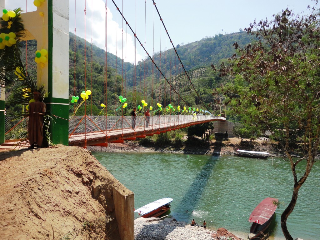 Foto: PUENTE CHIRANI - Chanchamayo (Junín), Perú
