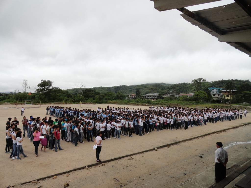 Foto: Jovenes de toda la provincia - Puyo (Pastaza), Ecuador