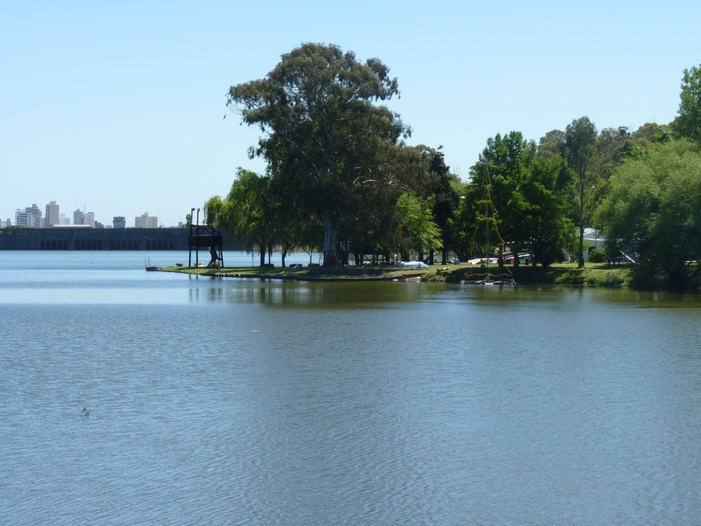 Foto: Parque Independencia, Lago - Tandil (Buenos Aires), Argentina