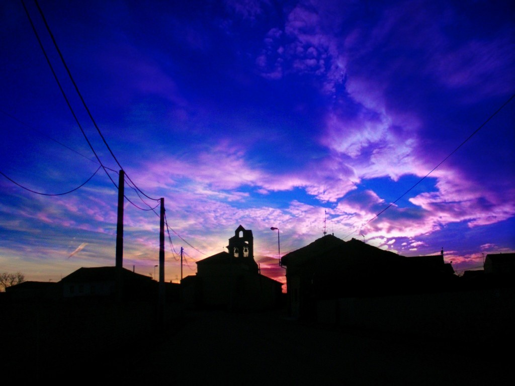 Foto: SE FUE EL DIA OTOÑAL - Zuares del Paramo (León), España