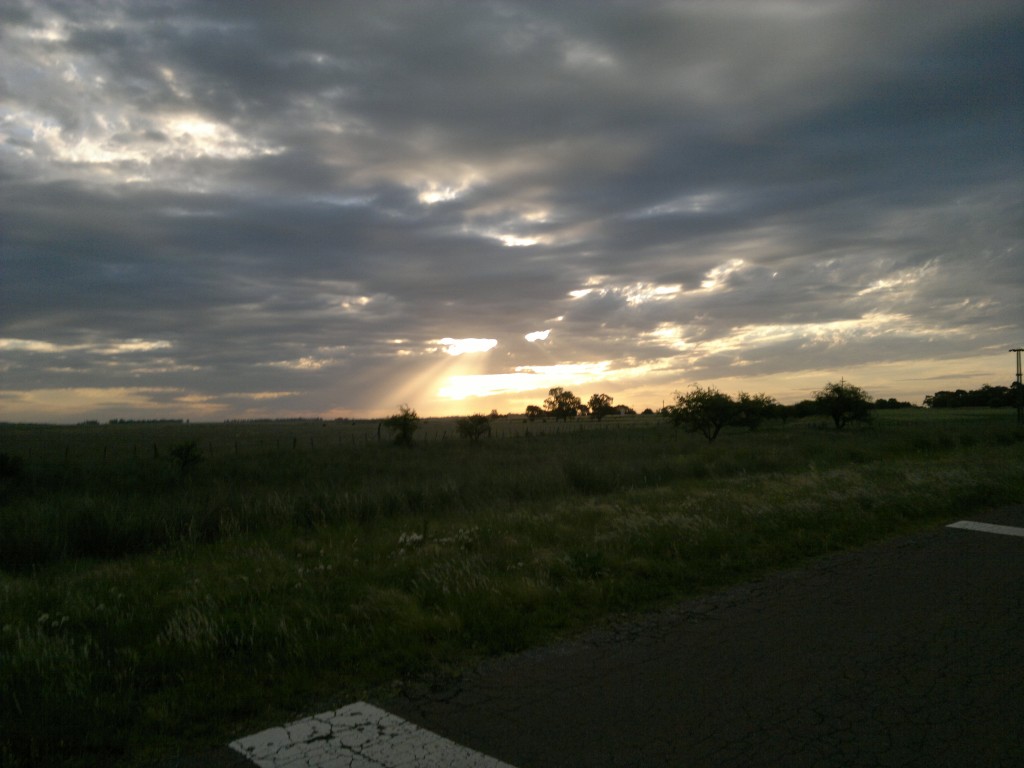 Foto: Atardecer - Winifreda (La Pampa), Argentina