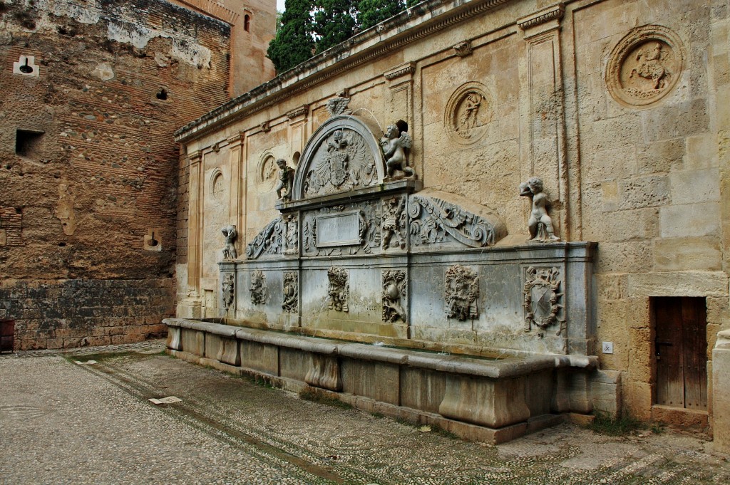 Foto: La Alhambra: Pilar de Carlos V - Granada (Andalucía), España