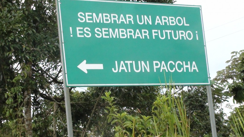 Foto: Balla publicitaria - Puyo (Pastaza), Ecuador