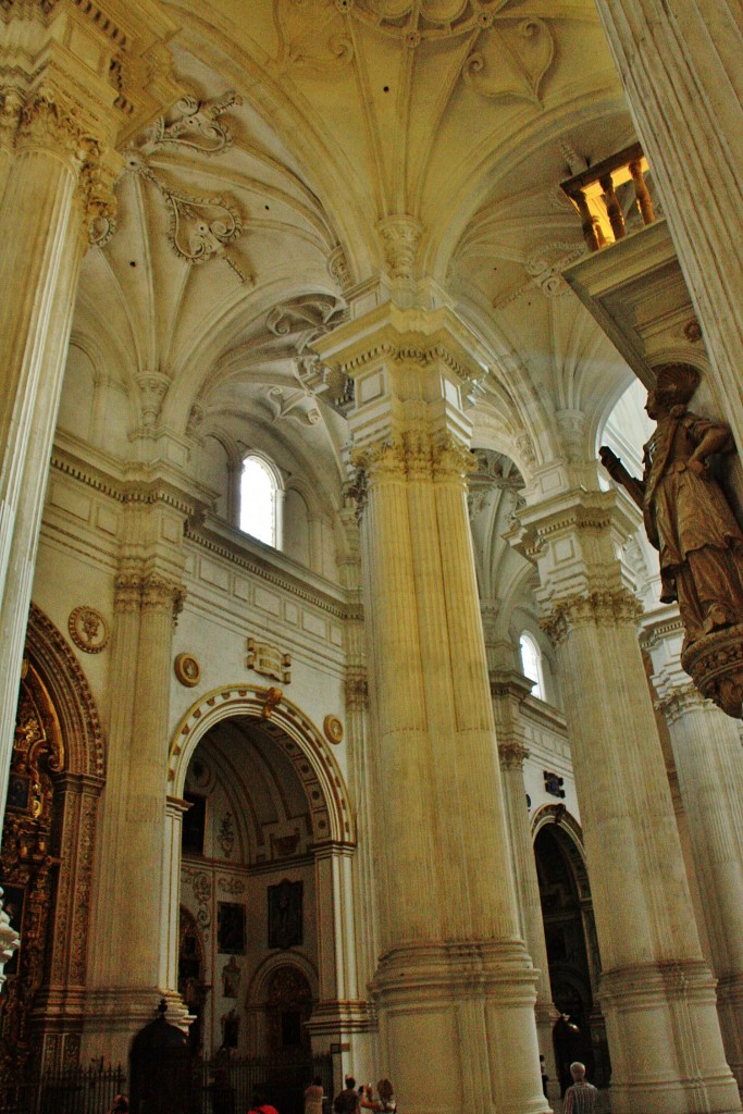 Foto: Interior de la catedral - Granada (Andalucía), España