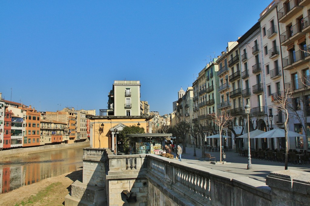 Foto: Ribera del rio Onyar - Girona (Cataluña), España
