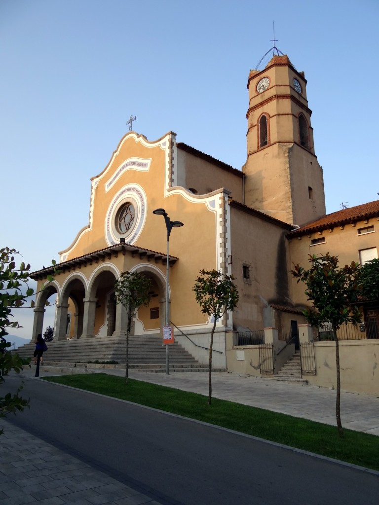 Foto: Església de Sta. Maria del Prat - Llinars del Vallès (Barcelona), España