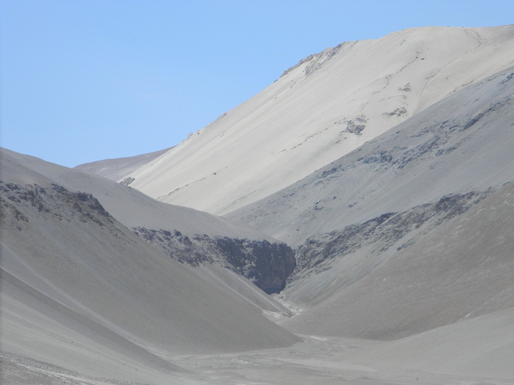 Foto: SUBIENDO A LAGUNA SANTA ROSA - Copiapo (Atacama), Chile