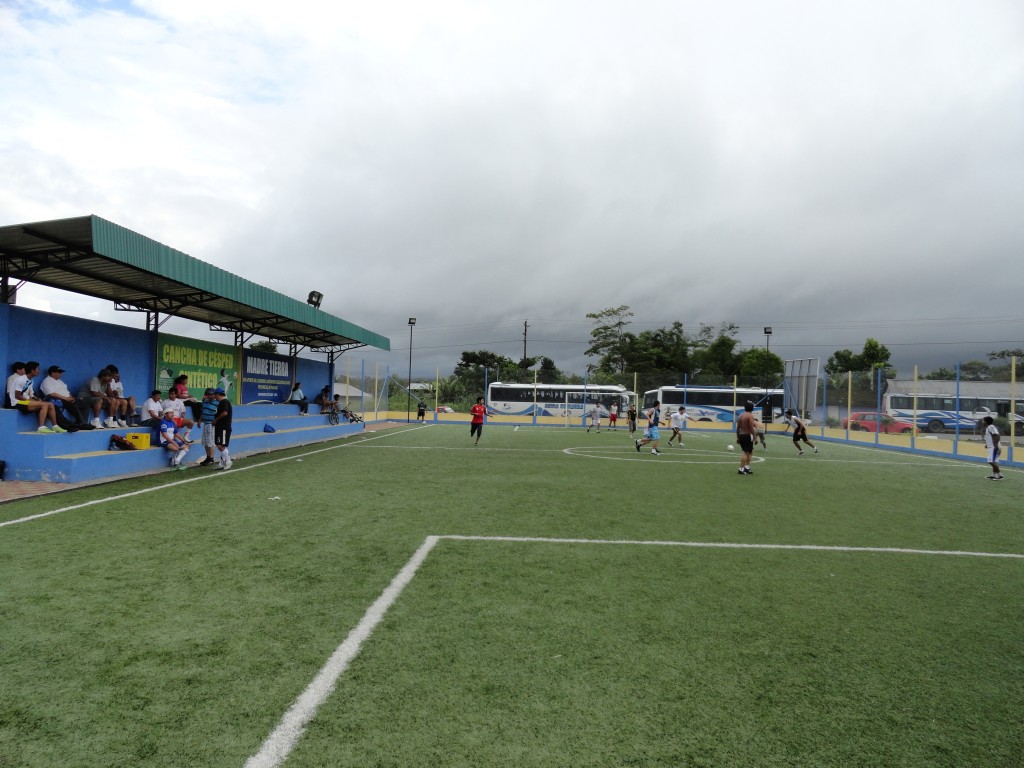 Foto: Cancha sintética - Pastaza, Ecuador