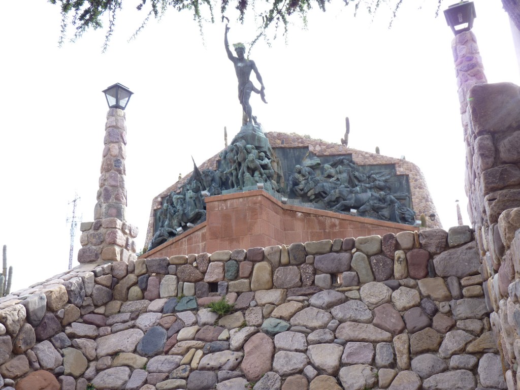 Foto: Monumento a la Independencia. - Humahuaca (Jujuy), Argentina
