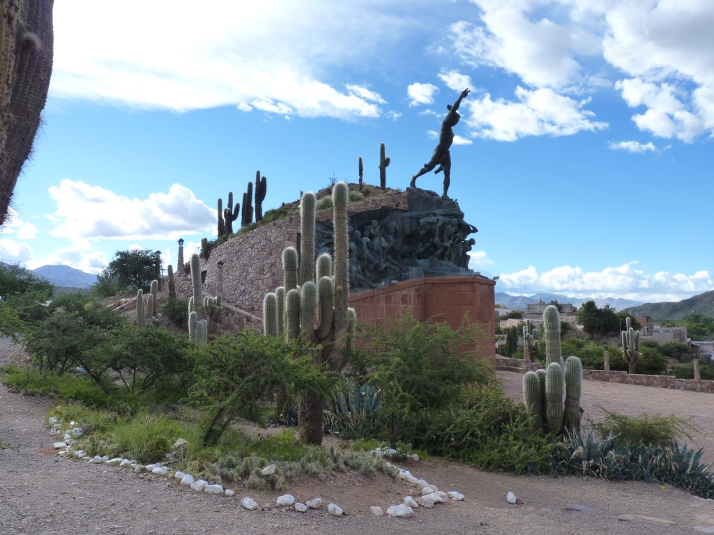 Foto: Monumento a la Independencia. - Humahuaca (Jujuy), Argentina