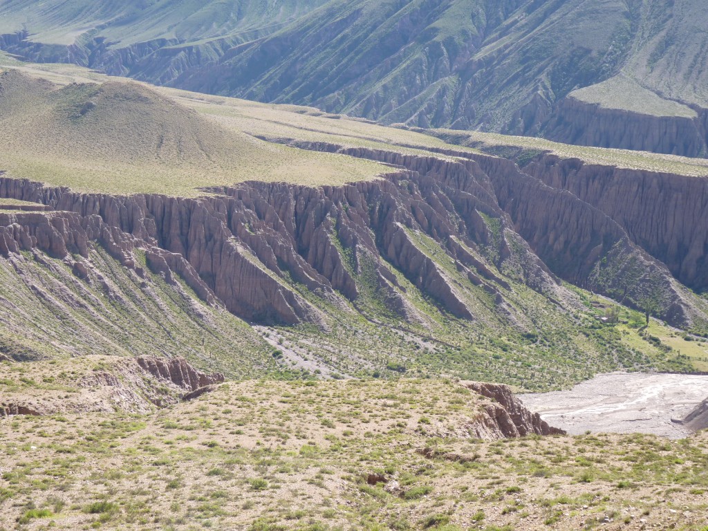 Foto: Salida de Purmamarca. - Cuesta de Lipán (Jujuy), Argentina