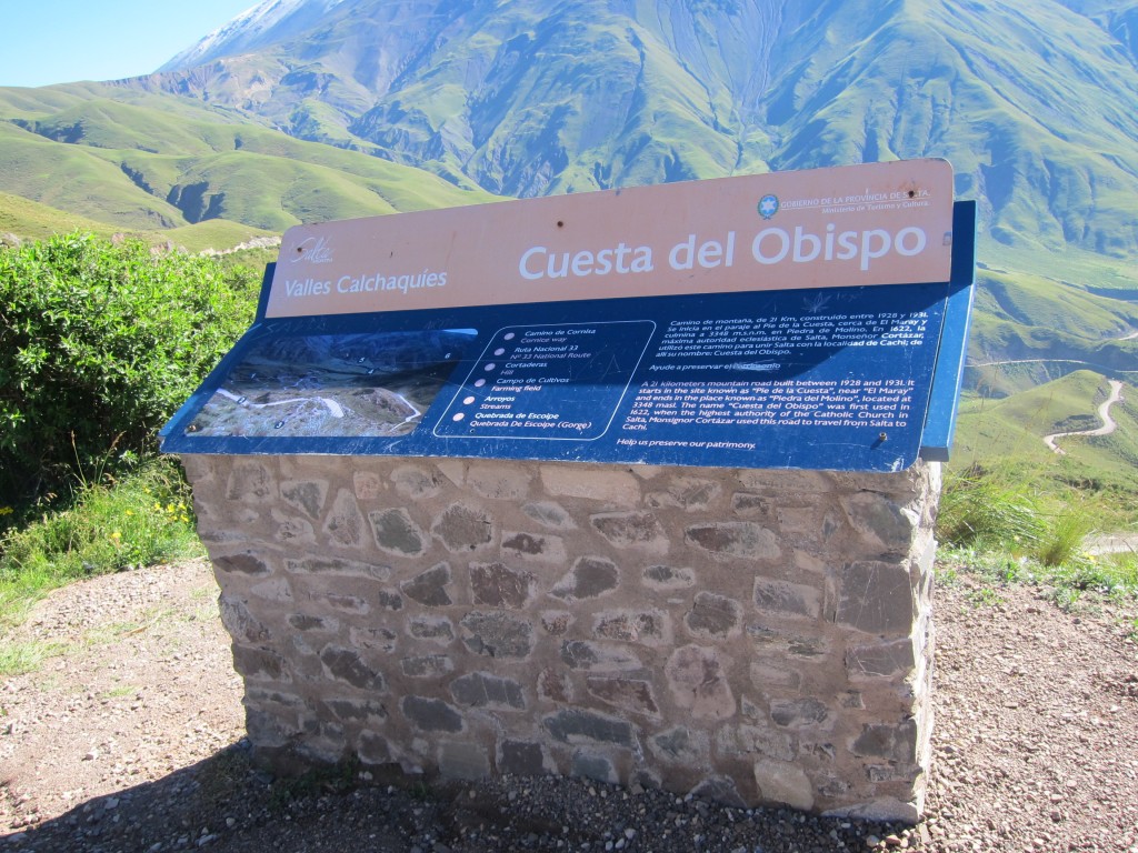 Foto: Cuesta del Obispo - Cachi (Salta), Argentina