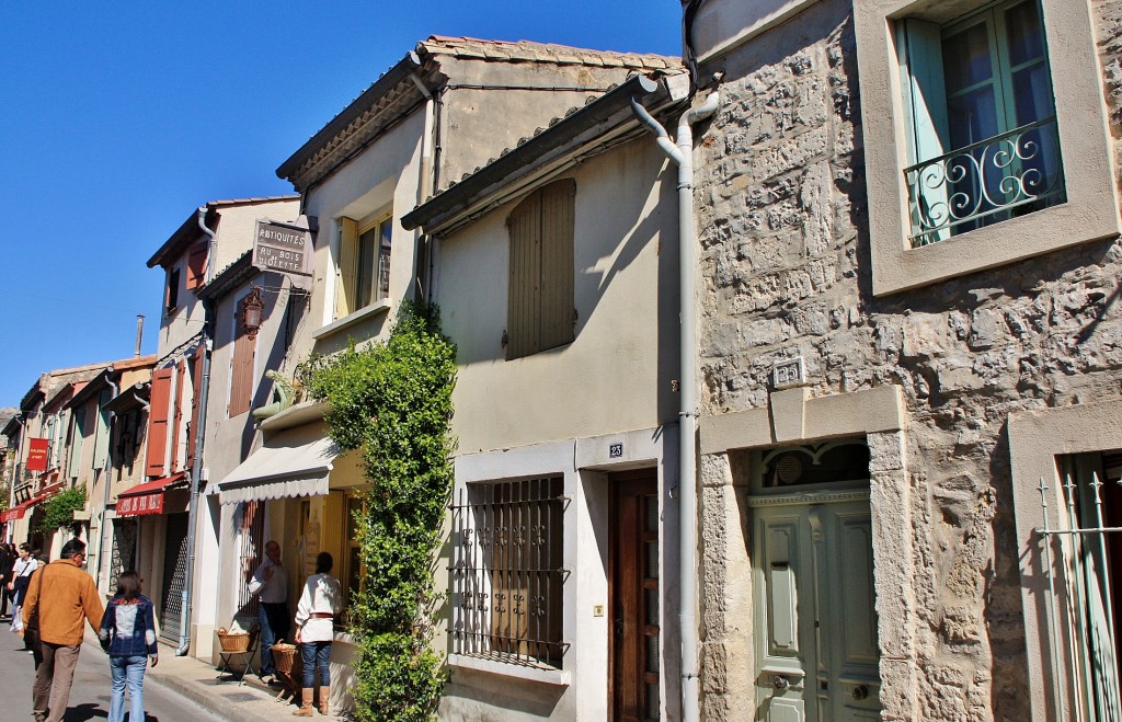 Foto: Interior de la ciudad amurallada - Aigues-Mortes (Languedoc-Roussillon), Francia