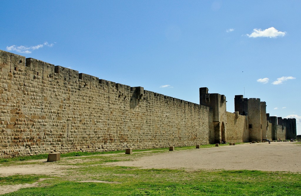 Foto: Exterior de las murallas - Aigues-Mortes (Languedoc-Roussillon), Francia