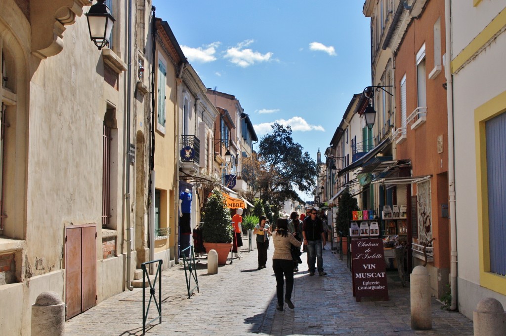 Foto: Interior de la ciudad amurallada - Aigues-Mortes (Languedoc-Roussillon), Francia