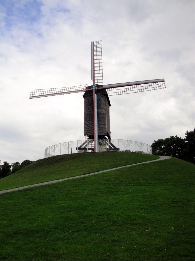 Foto: Sint-Janshuismolen - Brugge (Flanders), Bélgica