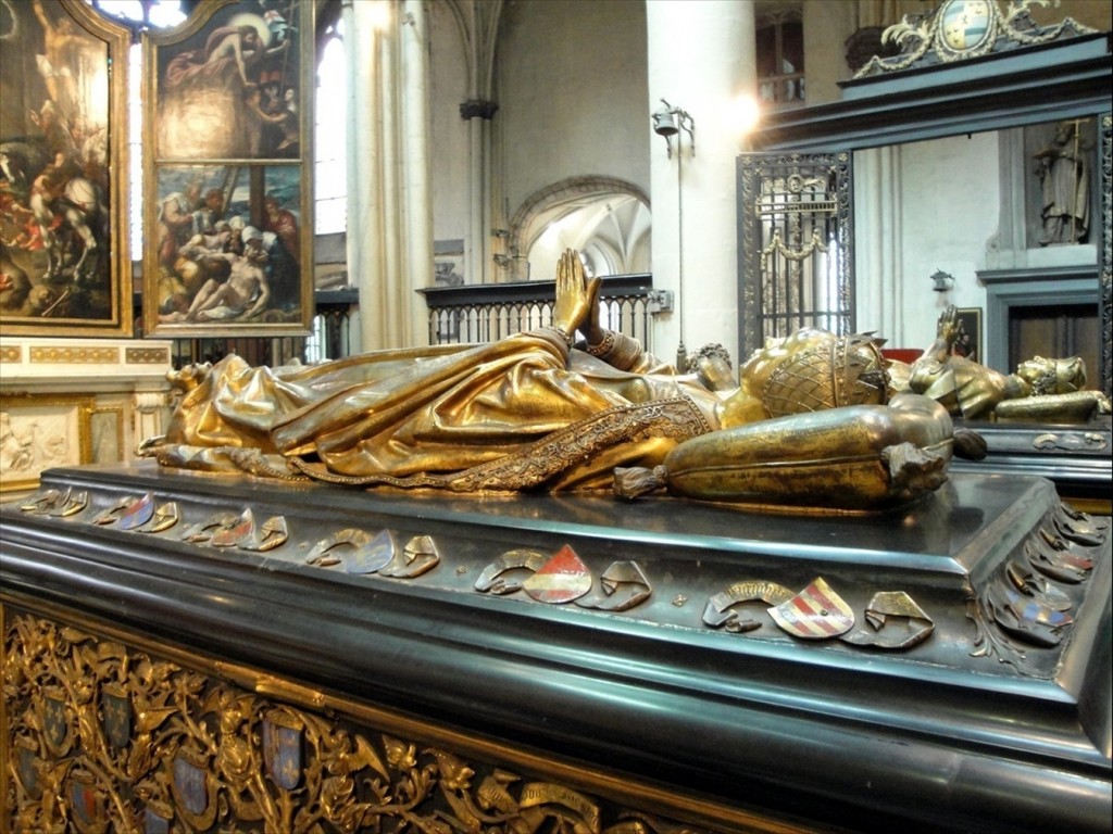 Foto: Onze-Lieve-Vrouwekerk - Brugge (Flanders), Bélgica