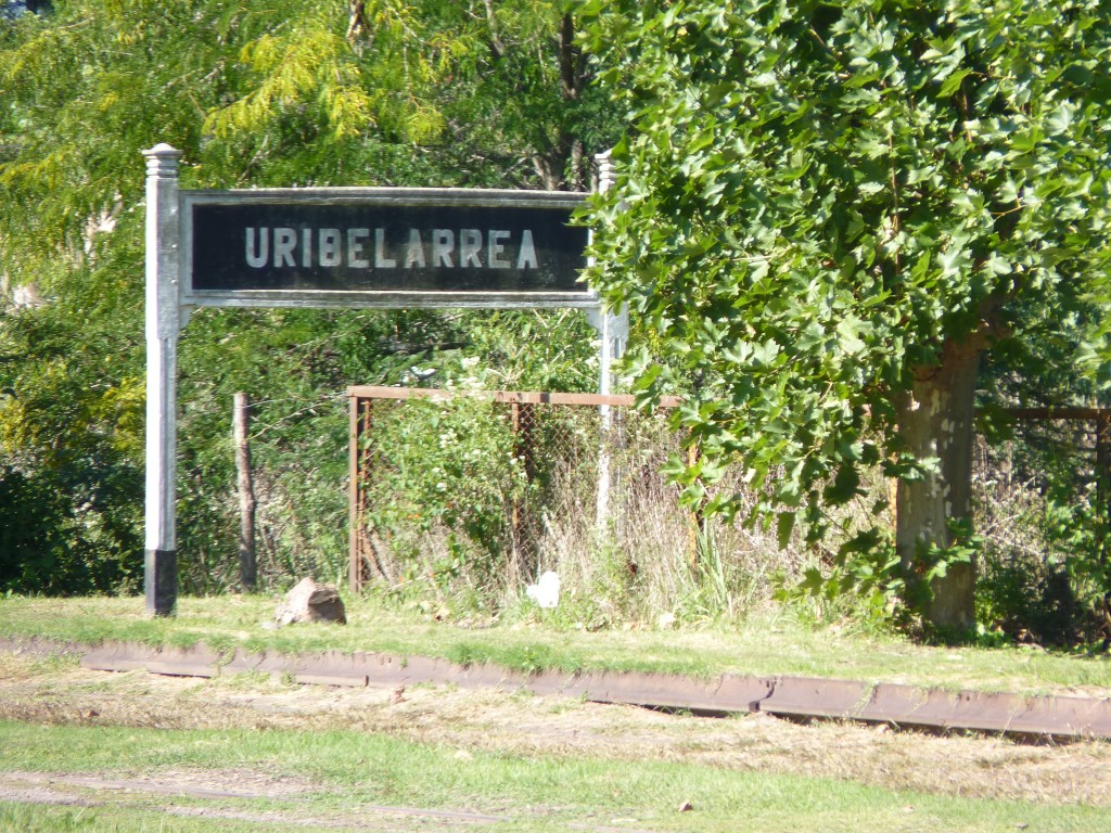Foto: Estación de tren - Uribelarrea (Buenos Aires), Argentina