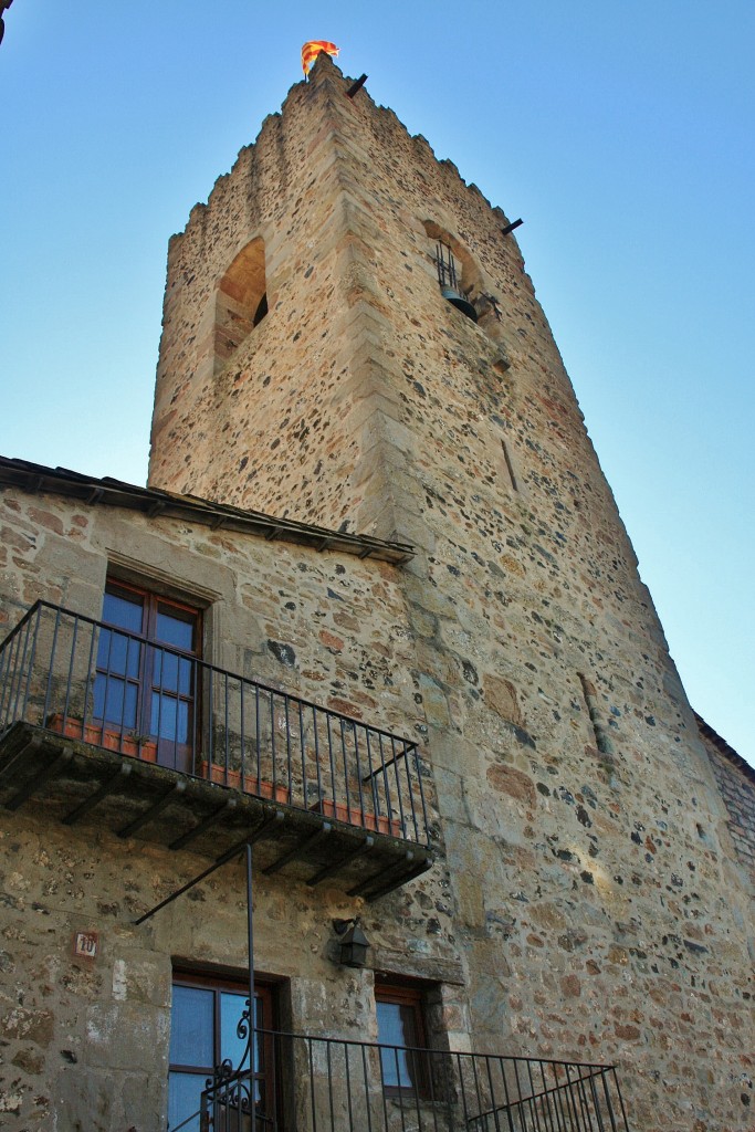Foto: Recinto medieval - Santa Pau (Girona), España