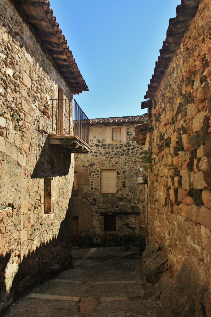 Foto: Recinto medieval - Santa Pau (Girona), España