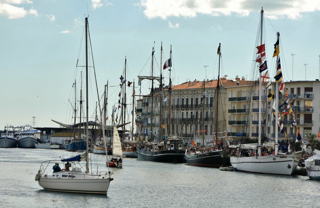 Foto: Barcos atracados - Sète (Languedoc-Roussillon), Francia