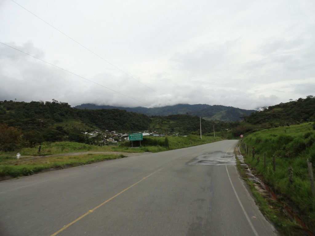 Foto: Carretera hacia Cosanga - Baeza (Napo), Ecuador