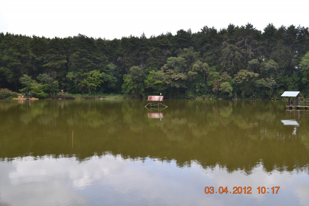 Foto: LAGUNA DE FRAIJANES (Fraijanes De San Isidro De Alajuela) - Fraijanes De San Isidro De Alajuela (Alajuela), Costa Rica