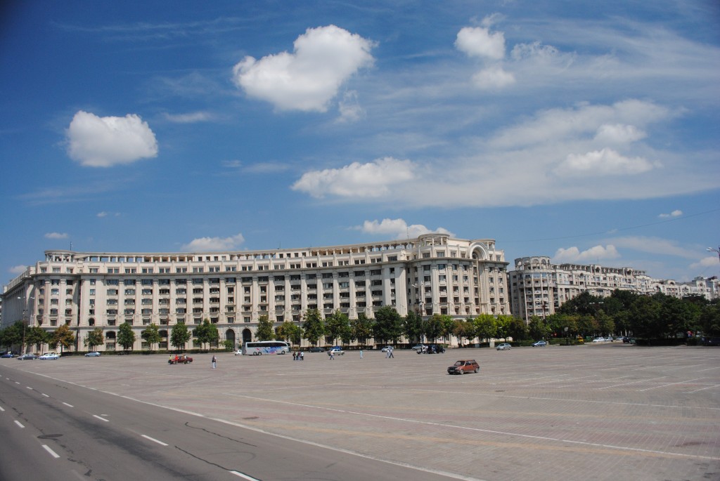 Foto: Plaza De La Constitucion - Bucharest (Bucureşti), Rumania