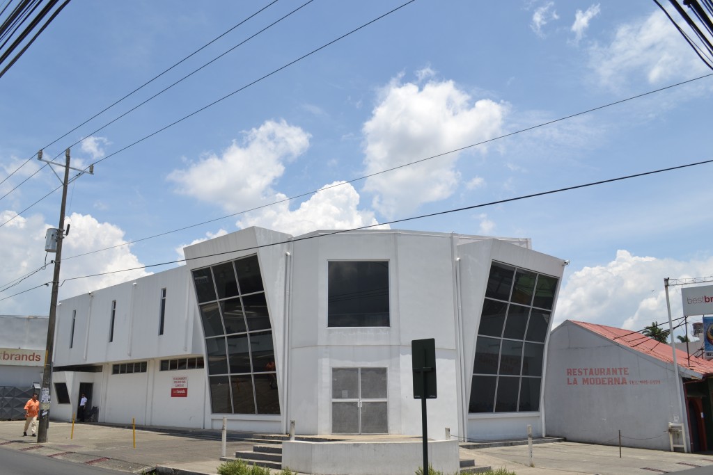 Foto: ZAPATERIA - Alajuela, Costa Rica