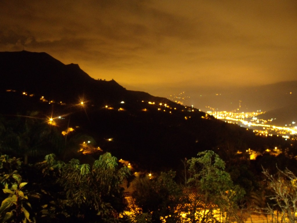 Foto: Anochecer en copa - Copacabana (Antioquia), Colombia