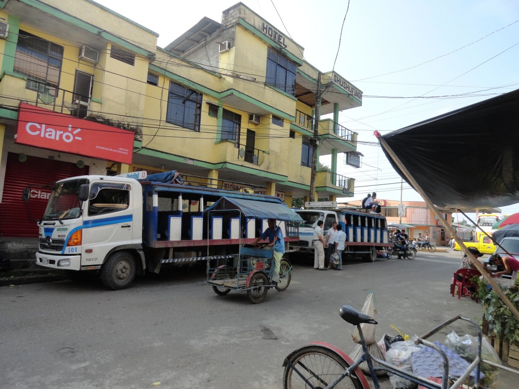 Foto: Centro comercial de la ciudad - Shushufindi (Sucumbios), Ecuador