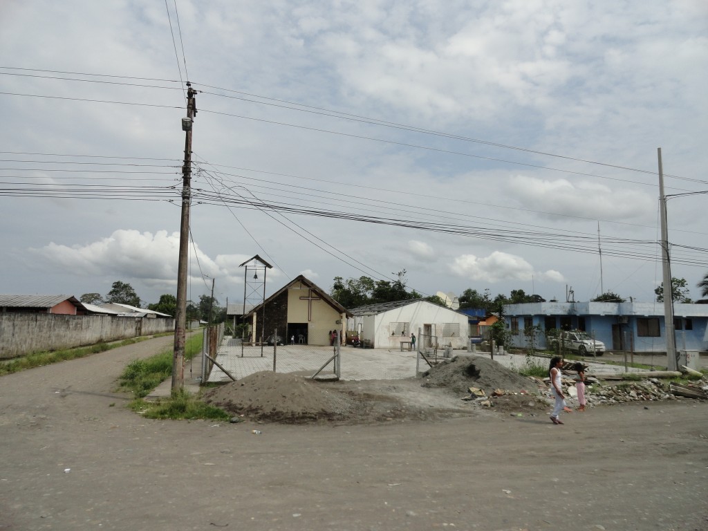 Foto: Entrada a la gran ciudad - El Coca (Orellana), Ecuador