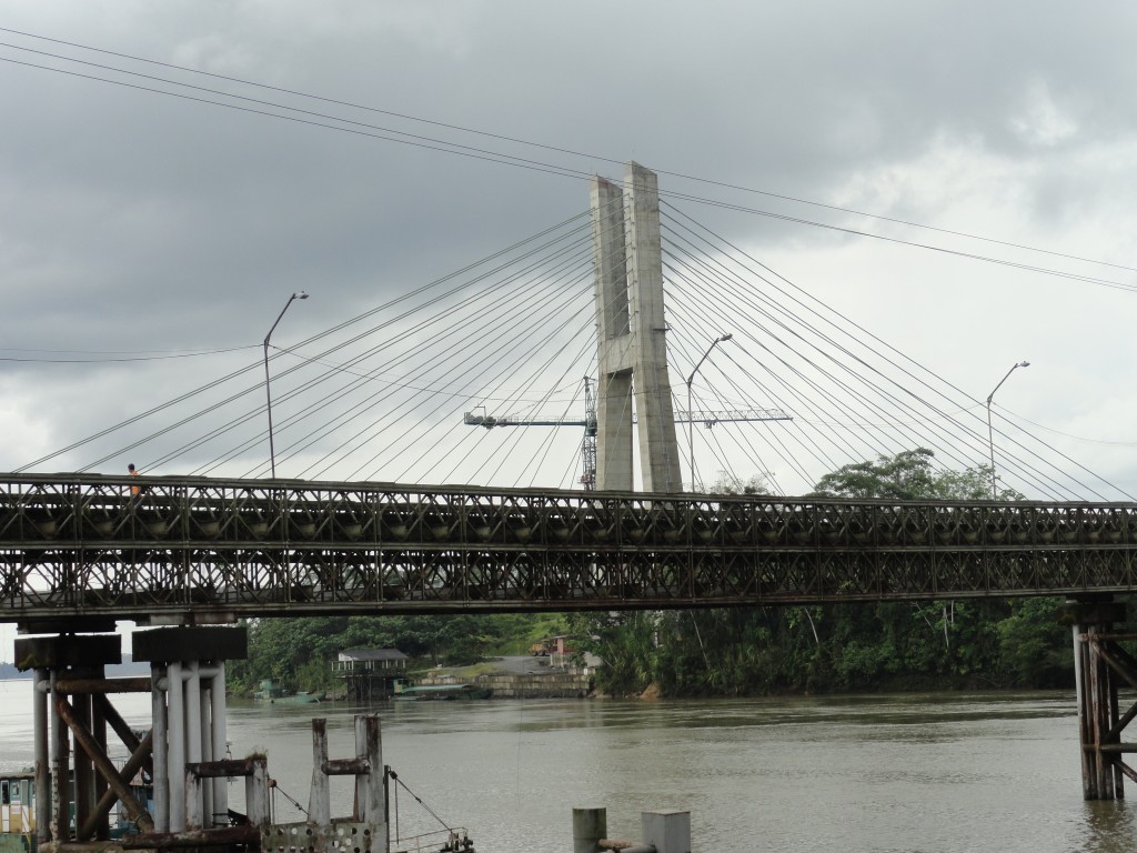 Foto: Puente antiguo - El Coca (Orellana), Ecuador