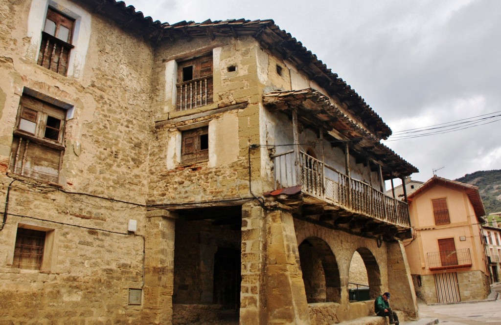 Foto: Vista del pueblo - Biel (Zaragoza), España