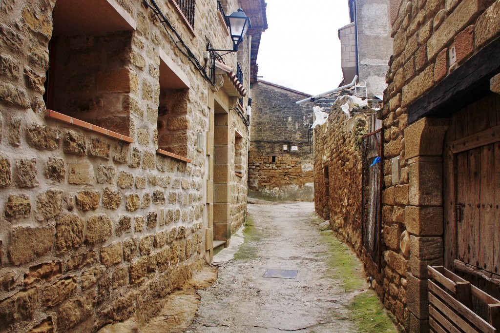 Foto: Vista del pueblo - Luesia (Zaragoza), España