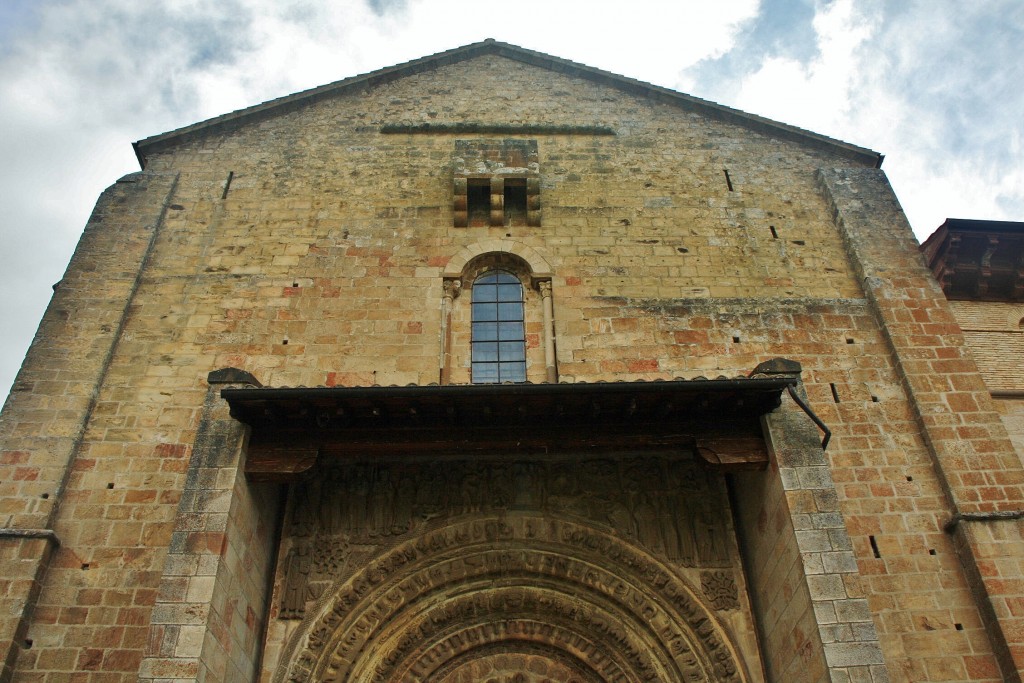 Foto: Monasterio de Leyre: iglesia - Yesa (Navarra), España