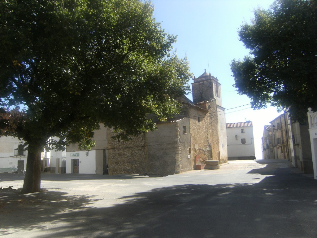 Foto: Plaza iglesia - Benafigos (Castelló), España