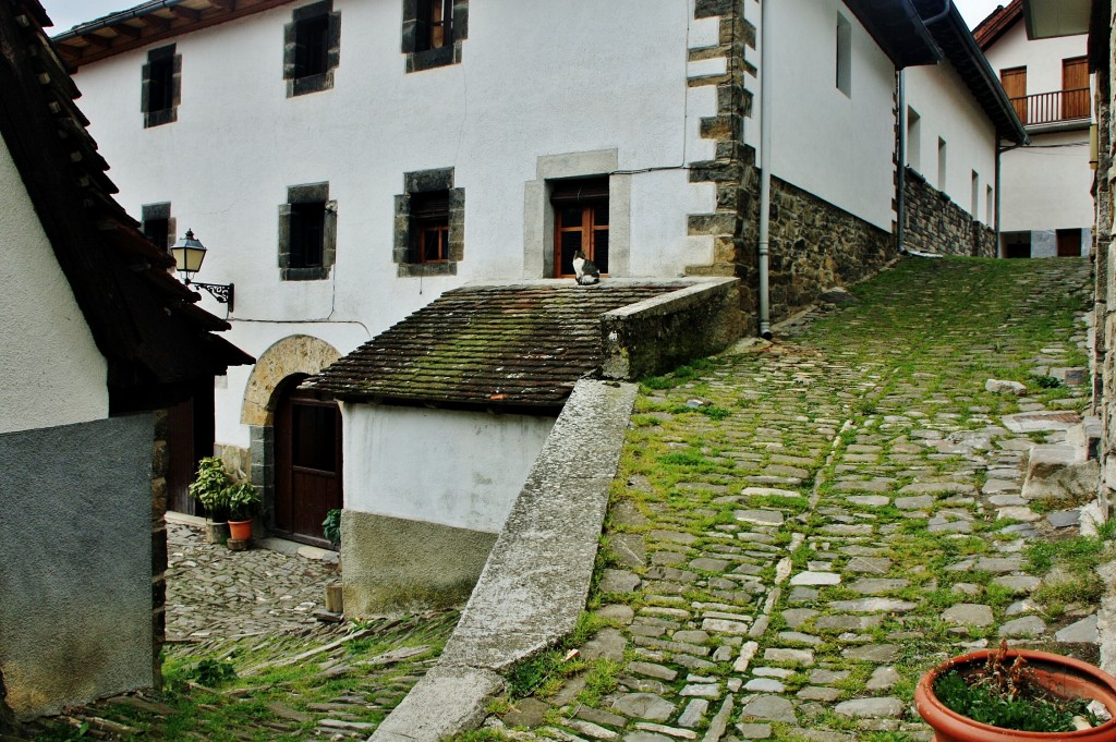 Foto Vista del pueblo Uztarroz (Navarra), España