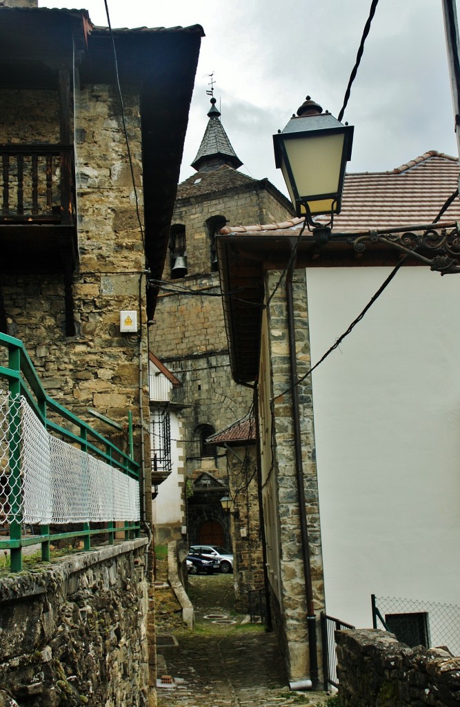Foto: Vista del pueblo - Uztarroz (Navarra), España
